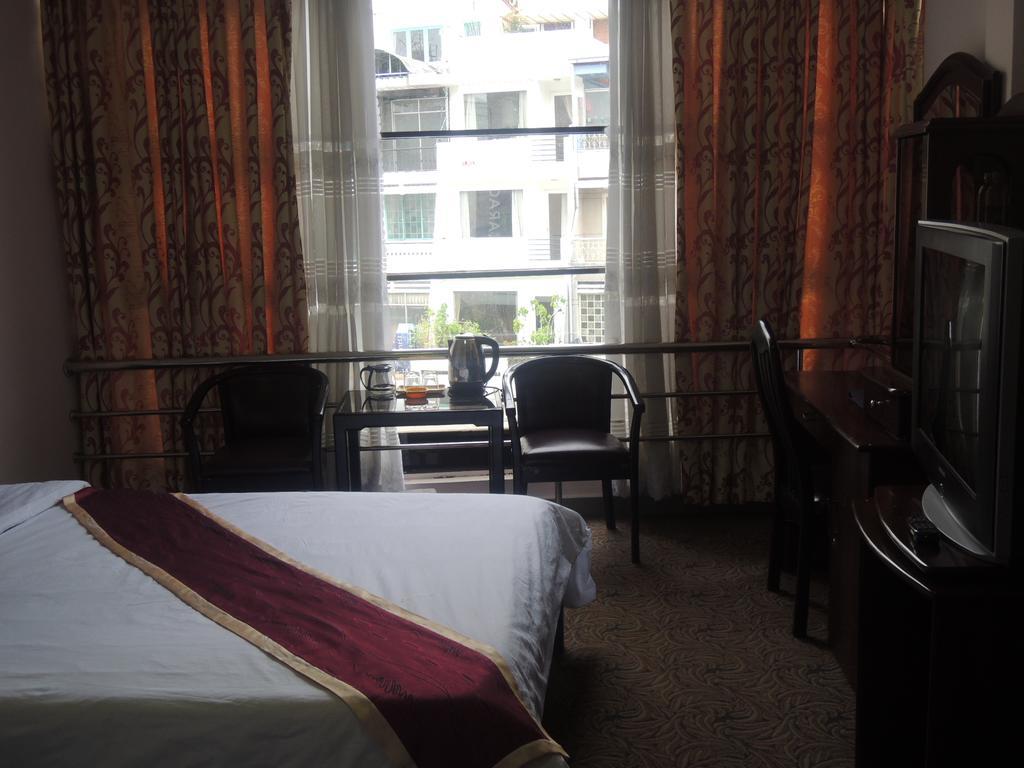 Y Lan Hotel Da Lat Zewnętrze zdjęcie